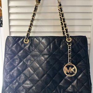 Michael Kohrs Purse Black